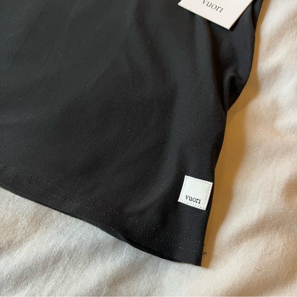 NWT Vuori Energy Top Long in Black - Picture 5 of 5